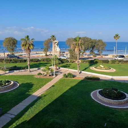 First Sea Line Apartment, Acre - Amazing Coastal View In Heart Of Akko Zewnętrze zdjęcie